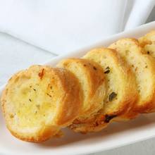 Jak przyrządzić chlebek czosnkowy?