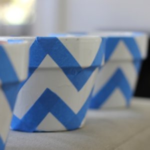 Ozdabianie doniczki – krok piąty