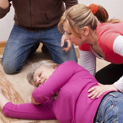 Jak należy postępować z chorym po ataku?