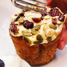 Babeczki z siemieniem lnianym i żurawiną