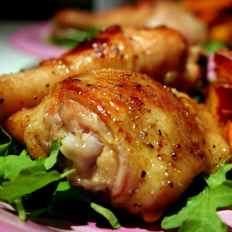 Jak przygotować kurczaka z miodem i kardamonem?