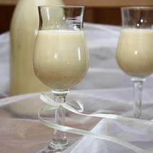 Zachwycający ajerkoniak z cytryną i tymiankiem