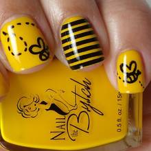 Jak ozdobić paznokcie wzorem pszczółki?