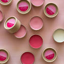 Jak wykonać skuteczną pomadkę ochronną?