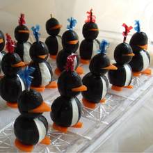 Jak zrobić zabawnego pingwina z oliwek?