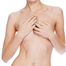 Jak optycznie pomniejszyć biust?