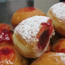 Jak przygotować pyszne pączki z różą?