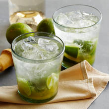 Jak przyrządzić drink Caipirinha?