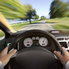 Jak skutecznie otworzyć samochód bez kluczyków?