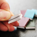 Jak wykonać naszyjnik z książki?