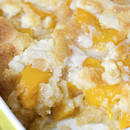 Jak przyrządzić cobbler brzoskwiniowy?