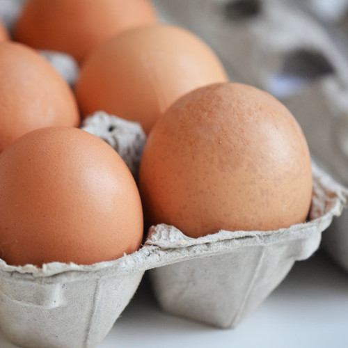 Jak odróżnić świeże jajko od zepsutego?