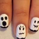Jak zrobić straszne duchy na paznokciach?