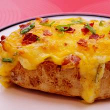 Jak przygotować ziemniaki zapiekane z serem?