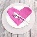 Prosty sposób złożenia serwetki w kształt serca