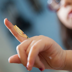 Symptomy młodzieńczego zapalenia stawów