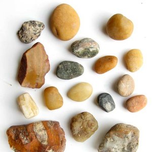 Naszyjnik z kamyczków – krok pierwszy