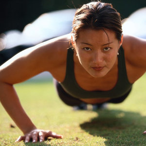 Jakie ćwiczenia na jędrny biust?