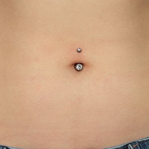 Dobry salon piercingu