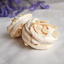 Jak przygotować bezy z migdałami?