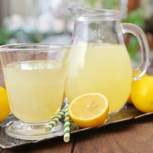 Używanie wykałaczki