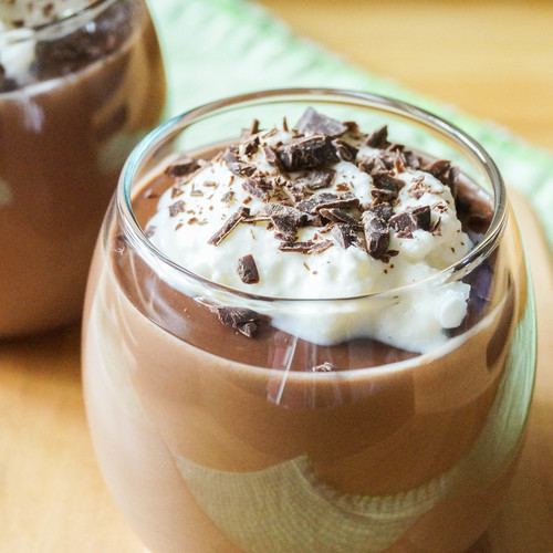 Jak przyrządzić czekoladowy pudding Irish Cream?