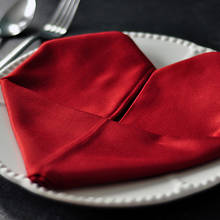 Jak wykonać serwetkę w serduszka na walentynki?