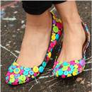 Jak ciekawie ozdobić balerinki guzikami?