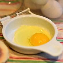 Trzy sposoby na jajka z mikrofalówki