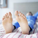 Objawy i leczenie zespołu niespokojnych nóg