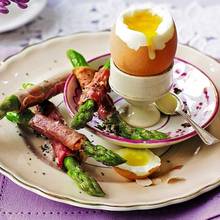 Jak przyrządzić roladki z szynki ze szparagami?