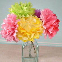 Prosty sposób wykonania kwiatów z bibuły