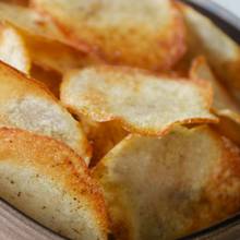 Domowe chipsy ziemniaczane z piekarnika – jak je przygotować?