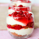 Pyszny deser serowo-truskawkowy – jak go przyrządzić?
