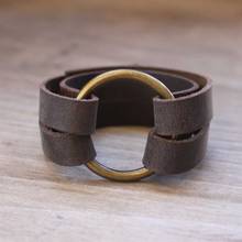 Jak zrobić ciekawą bransoletkę skórzaną?