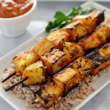 Jak przygotować grillowanego ananasa z mleczkiem kokosowym?