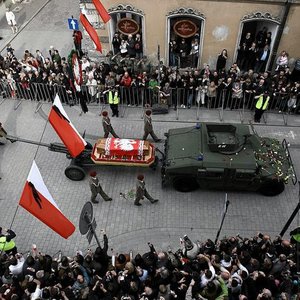 Zasady wieszania flagi na znak żałoby