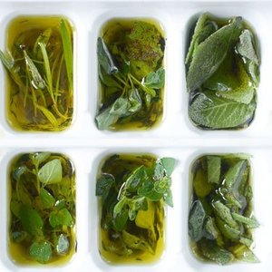 Kostki lodu z ziołami