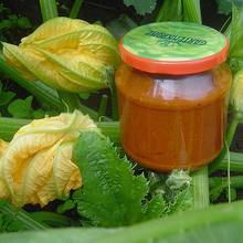 Oryginalny ketchup z cukinii – jak go przyrządzić?