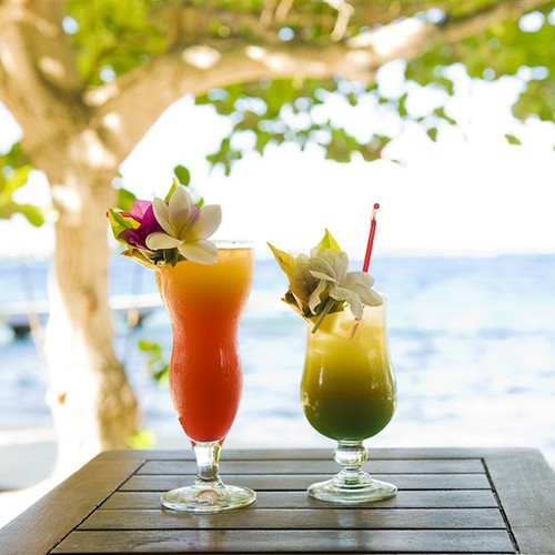 Bora Bora – jak przyrządzić drink na imprezę?