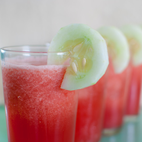 Łatwy sposób na pyszny napój arbuzowo-ogórkowy
