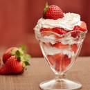 Jak przyrządzić pyszne truskawki z bitą śmietaną?