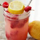 Łatwy sposób na orzeźwiający napój malinowo-cytrynowy