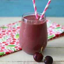 Oryginalny koktajl wiśniowo-waniliowy – jak go przygotować?