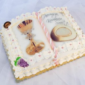 Jaki powinien być komunijny tort?