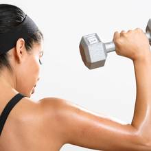 Rewelacyjne ćwiczenia na smukłe ramiona