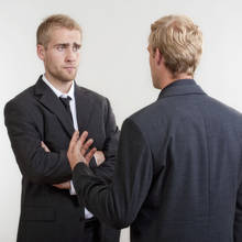 Jak wpłynąć na czyjś sposób myślenia?