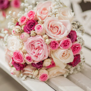 Jakie kwiaty są najlepsze dla pory roku ślubu?