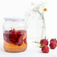 Jak przygotować ocet truskawkowy?