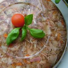 Jak przyrządzić galaretkę z mięsem?